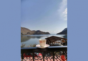 Korali, Symi